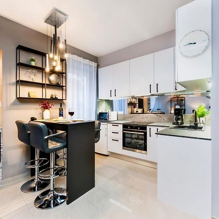 Bella Campagna - Luxury Two Bedroom Apartment โรวีน ภายนอก รูปภาพ