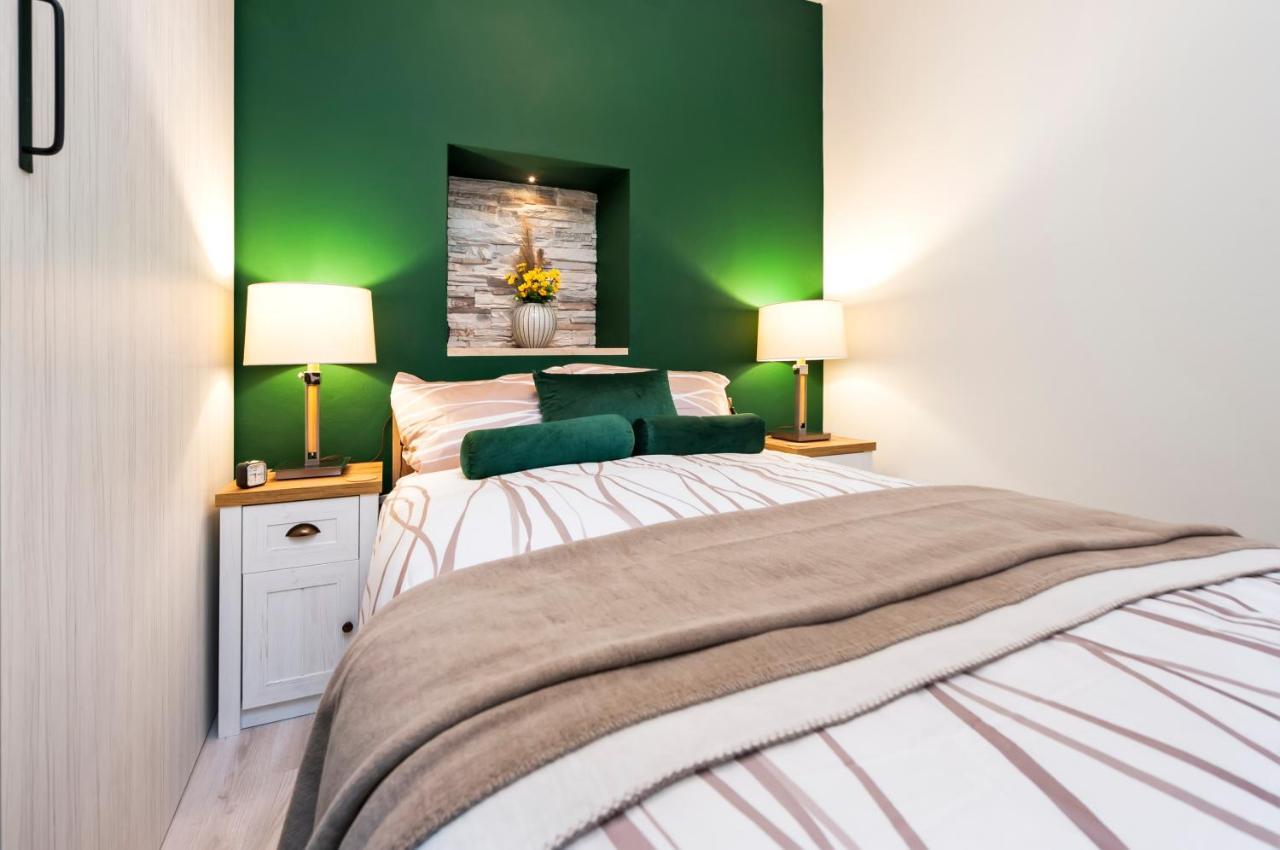 Bella Campagna - Luxury Two Bedroom Apartment โรวีน ภายนอก รูปภาพ