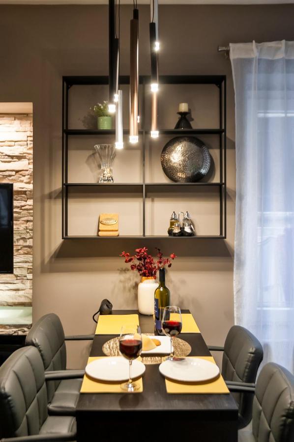 Bella Campagna - Luxury Two Bedroom Apartment โรวีน ภายนอก รูปภาพ